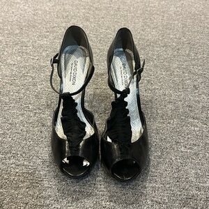 Black David Dixon heals